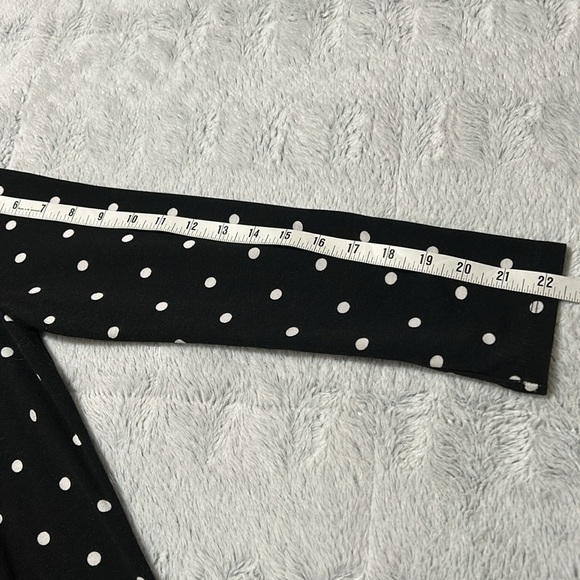 Women Old Navy Polka dot long sleeves dress. Size S. Black and White polka dots - Picture 8 of 10